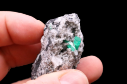 Emerald and calcite - kopie